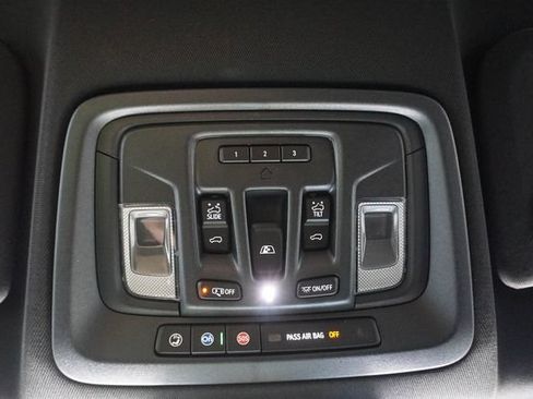New 2026 Chevrolet Silverado 2500 ZR2 AWD/4WD image 23