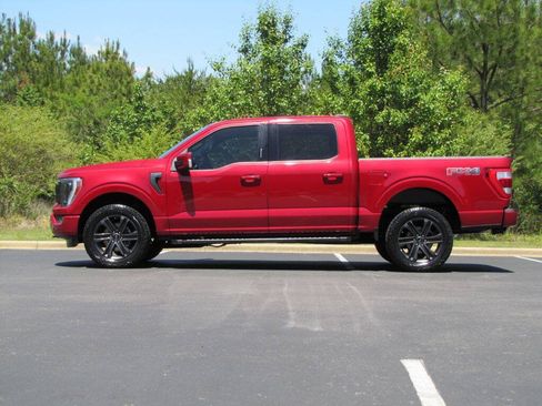Used 2022 Ford F150 Lariat w/ Equipment Group 502A High AWD/4WD image 5
