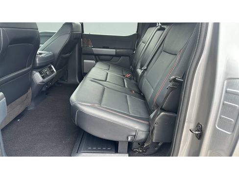 Used 2022 Ford F150 Lariat w/ Equipment Group 502A High AWD/4WD image 18