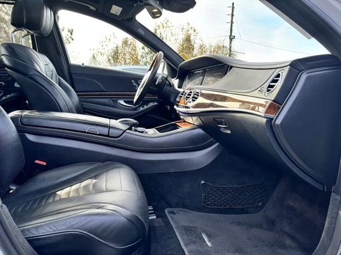Used 2014 Mercedes-Benz S 550 Sedan image 23