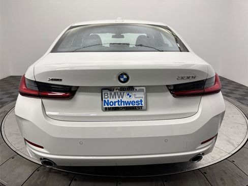 New 2026 BMW 330i xDrive Sedan w/ Convenience Package image 15