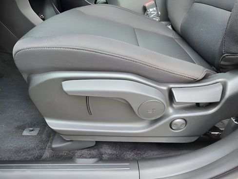 Used 2026 Hyundai Santa Fe SE image 16