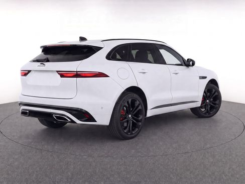 Used 2024 Jaguar F-PACE R-Dynamic S AWD/4WD image 8
