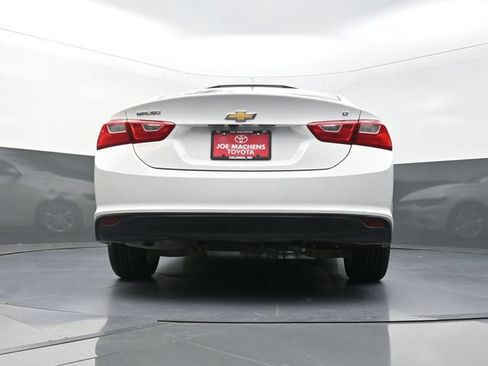 Used 2016 Chevrolet Malibu LT FWD image 36