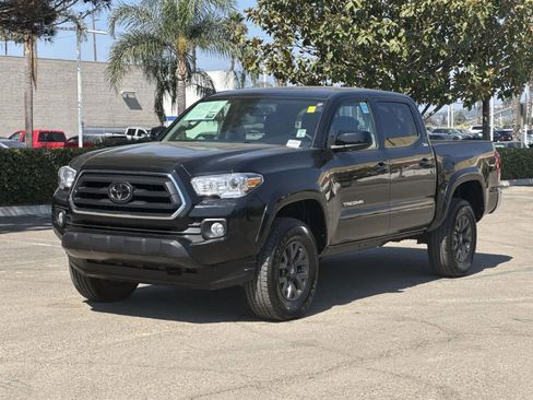 Used 2023 Toyota Tacoma SR5 image 6