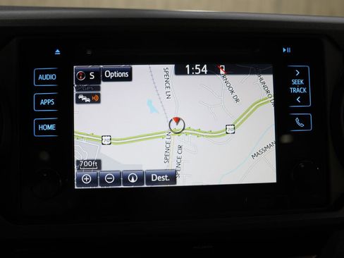 Used 2018 Toyota Tacoma TRD Sport image 18