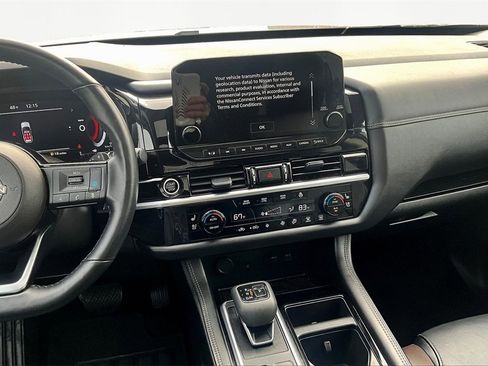 Used 2024 Nissan Pathfinder Platinum w/ Cargo Package image 6