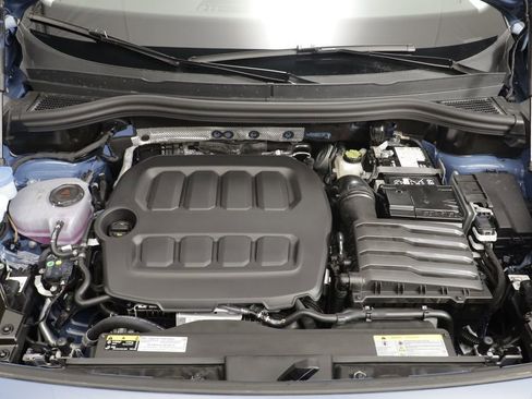 New 2026 Volkswagen Tiguan SE image 24