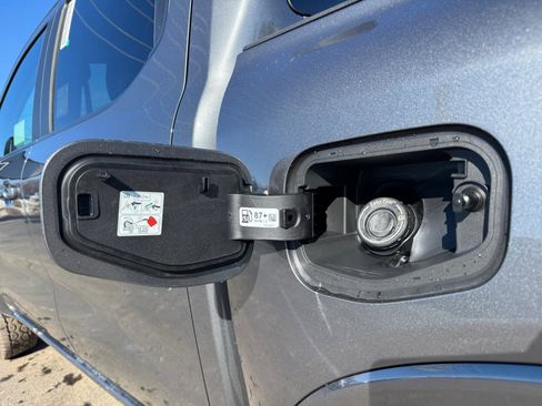 New 2026 Ford Ranger Lariat w/ Black Appearance Package image 19