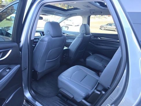 Used 2021 Buick Enclave Premium w/ Sun and Sites Package image 31