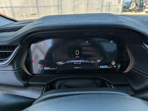 Used 2022 Jeep Grand Cherokee L Limited w/ Trailer Tow Group (B) image 14