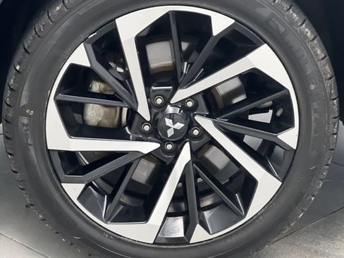 Used 2024 Mitsubishi Outlander SE AWD/4WD image 80