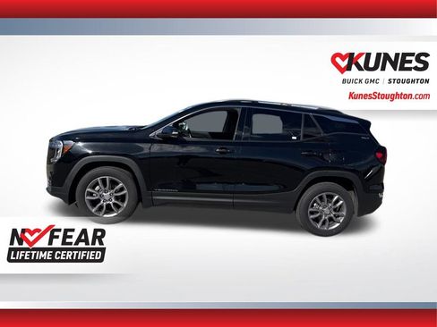 Used 2024 GMC Terrain SLT AWD/4WD image 7