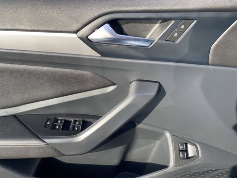 Certified 2024 Volkswagen Jetta Sport image 18