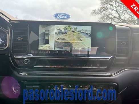 Used 2024 Chevrolet Silverado 1500 ZR2 w/ Technology Package image 13