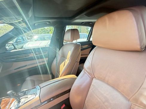 Used 2014 BMW 750i xDrive AWD/4WD image 15