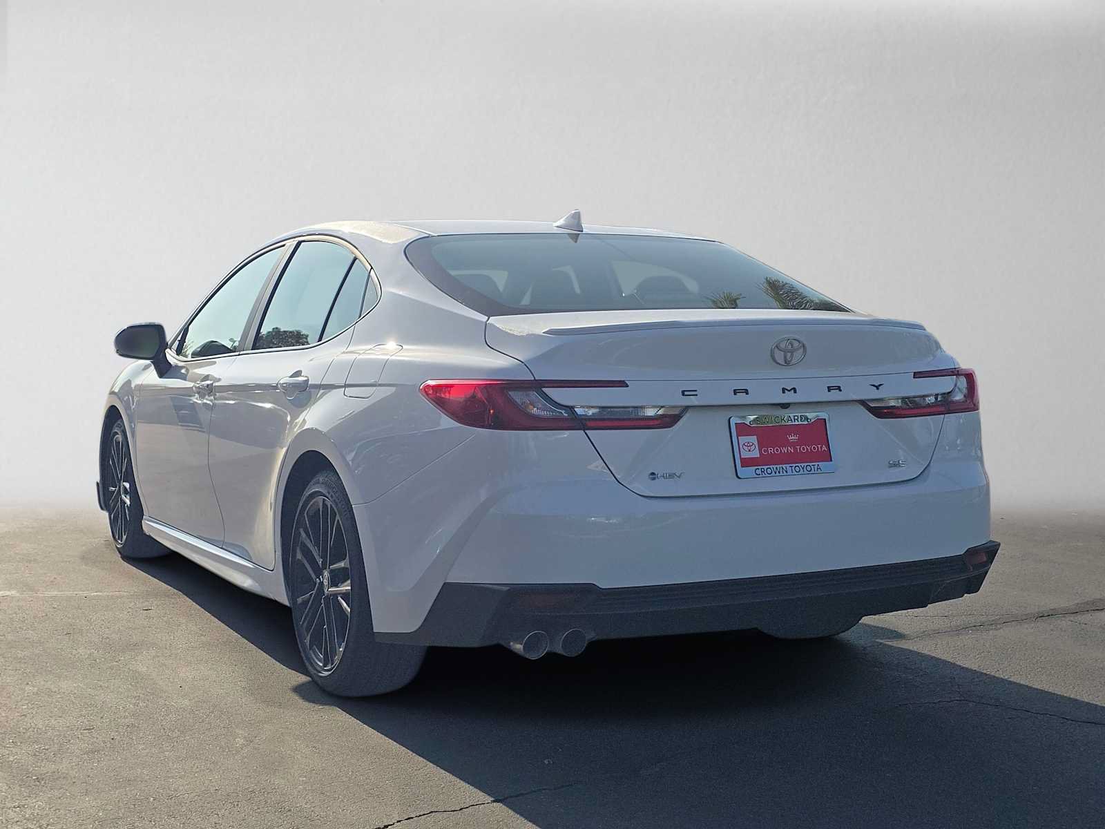 Certified 2026 Toyota Camry SE FWD image 5