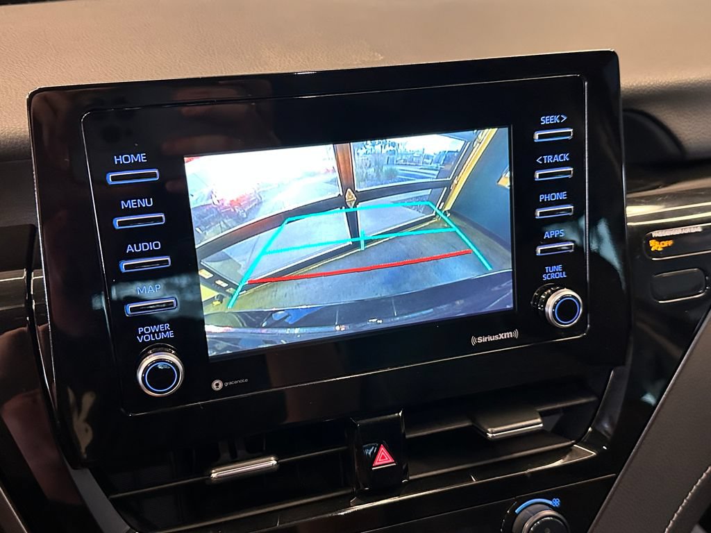 Used 2021 Toyota Camry SE FWD image 14