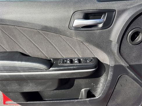 Used 2023 Dodge Charger SXT image 37