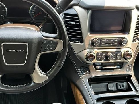 Used 2020 GMC Yukon Denali AWD/4WD image 33