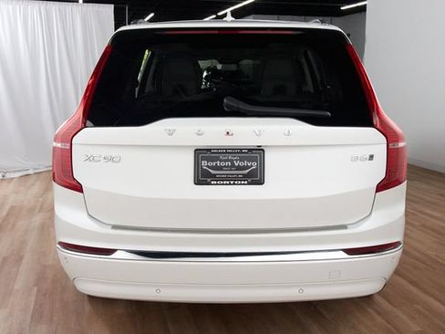 Used 2023 Volvo XC90 B6 Plus w/ Protection Package Premier AWD/4WD image 5