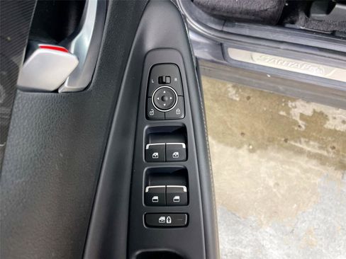 Used 2023 Hyundai Santa Fe SEL Premium AWD/4WD image 22