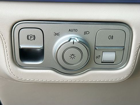 Used 2026 Mercedes-Benz GLE 53 AMG 4MATIC image 35