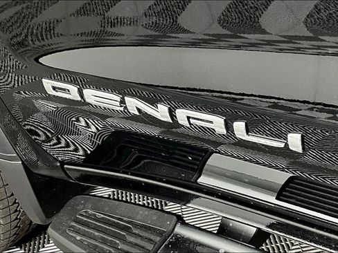 New 2026 GMC Sierra 1500 Denali w/ Technology Package image 9