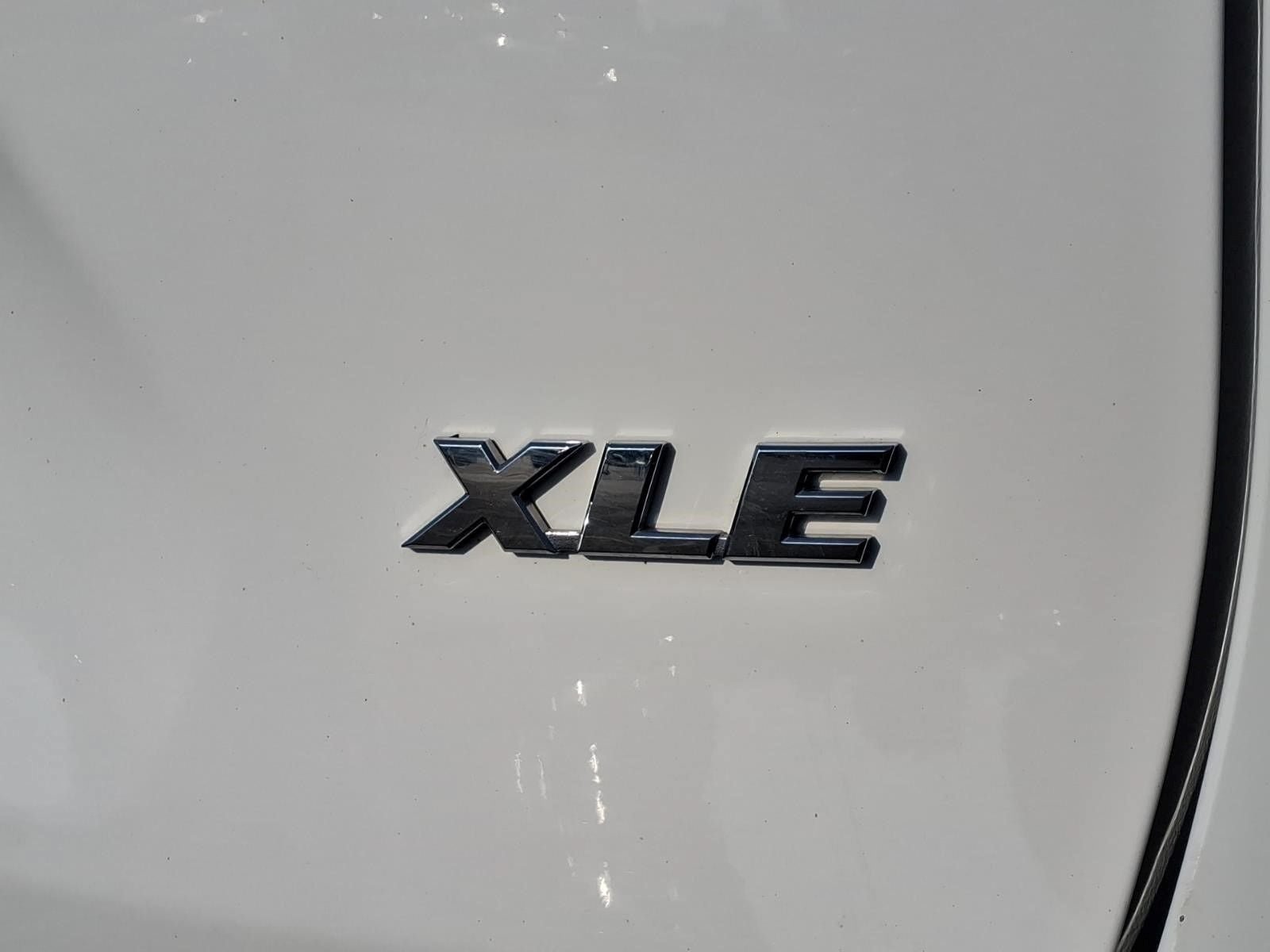 Used 2024 Toyota RAV4 XLE FWD image 24