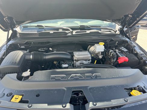 Used 2023 RAM 1500 Big Horn AWD/4WD image 29