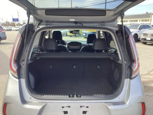 Used 2023 Kia Soul GT-Line w/ GT-Line Technology Package FWD image 9