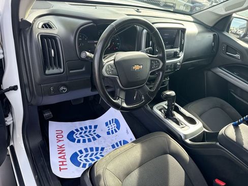 Used 2020 Chevrolet Colorado LT image 12
