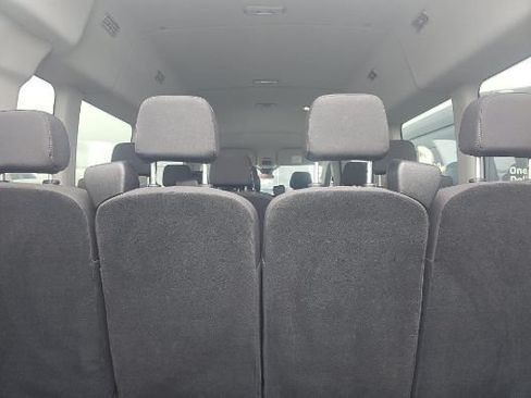 Used 2022 Ford Transit 350 XLT RWD image 7