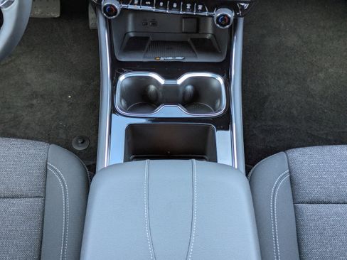 New 2026 Chevrolet Traverse LT image 6