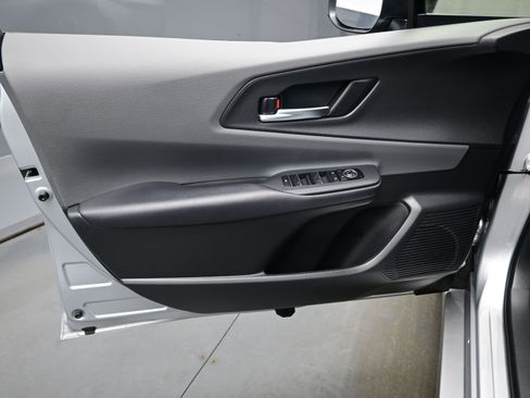 Used 2024 Toyota Prius XLE image 9