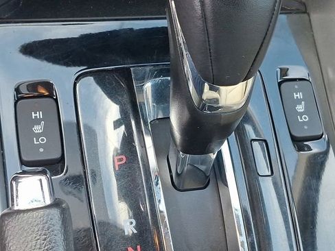 Used 2017 Honda Accord EX-L image 29