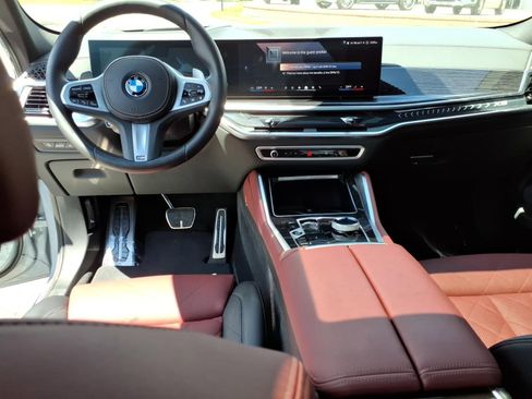Used 2024 BMW X6 xDrive40i w/ Executive Package AWD/4WD image 14