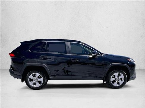Used 2025 Toyota RAV4 XLE w/ Convenience Package FWD image 5