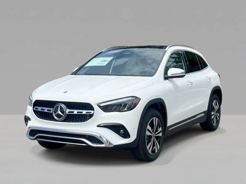 Used 2026 Mercedes-Benz GLA 250 4MATIC image 1