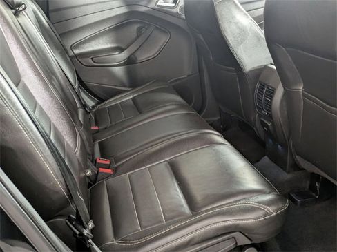 Used 2016 Ford Escape Titanium image 28