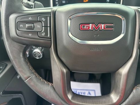 Used 2022 GMC Sierra 1500 AT4 w/ AT4 Premium Package AWD/4WD image 17