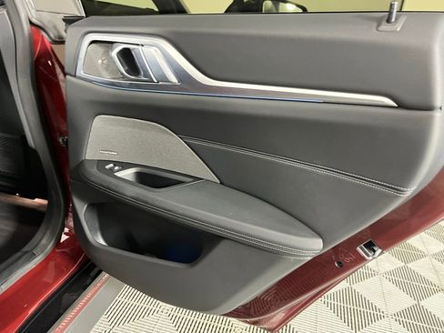 Used 2022 BMW i4 eDrive40 w/ M Sport Package image 30