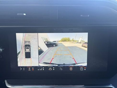 Used 2024 GMC Sierra 2500 Denali Ultimate image 26