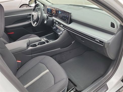 New 2026 Hyundai Sonata SEL image 17