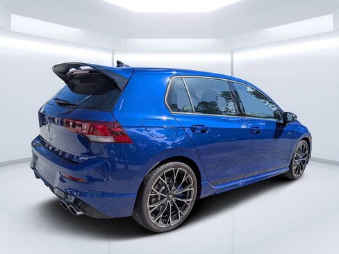 Used 2026 Volkswagen Golf image 3