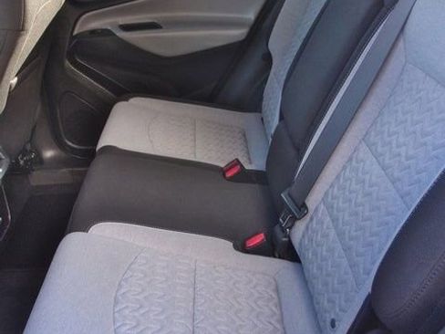 Used 2023 Chevrolet Equinox LS w/ LS Convenience Package image 24