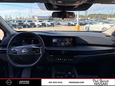 Certified 2025 Nissan Murano SV image 23