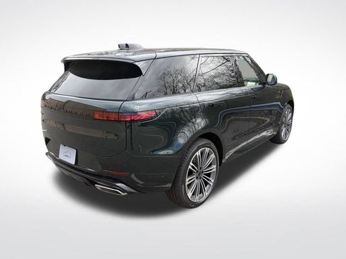 New 2026 Land Rover Range Rover Sport Dynamic SE AWD/4WD image 8