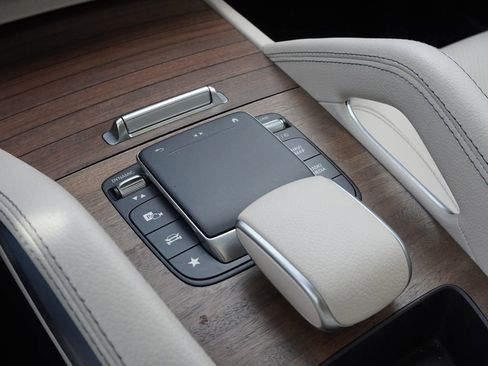 Used 2023 Mercedes-Benz GLE 350 4MATIC image 55