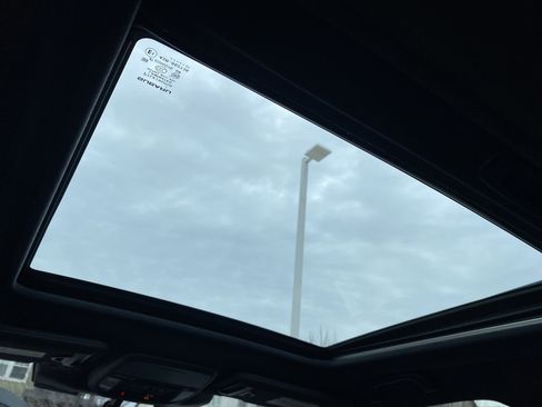 Used 2025 Subaru Forester Wilderness image 36